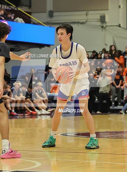 Thumbnail 1 in Blind Brook vs. Briarcliff (NYSPHSAA Section 1 Class B Semifinal) photogallery.