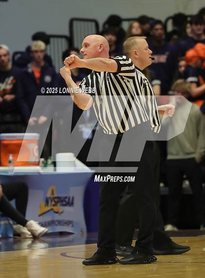 Thumbnail 2 in Blind Brook vs. Briarcliff (NYSPHSAA Section 1 Class B Semifinal) photogallery.