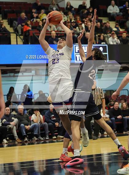 Thumbnail 3 in Blind Brook vs. Briarcliff (NYSPHSAA Section 1 Class B Semifinal) photogallery.