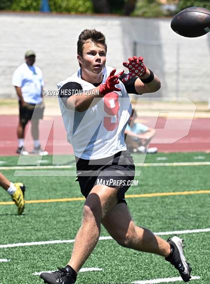 Thumbnail 3 in Mission Viejo vs. JSerra Catholic  (Battle at the Beach) photogallery.