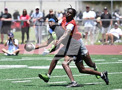 Thumbnail 3 in Mission Viejo vs. JSerra Catholic  (Battle at the Beach) photogallery.