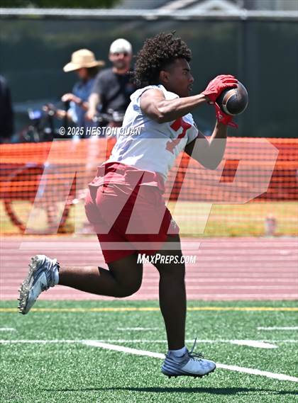 Thumbnail 1 in Mission Viejo vs. JSerra Catholic  (Battle at the Beach) photogallery.