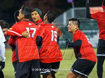 Thumbnail 3 in Newton-Conover vs. First Flight (NCHSAA 2A Final) photogallery.