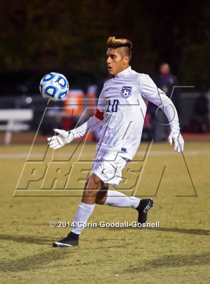 Thumbnail 2 in Newton-Conover vs. First Flight (NCHSAA 2A Final) photogallery.
