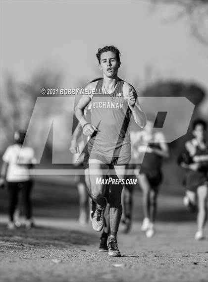 Thumbnail 3 in Buchanan vs Clovis West photogallery.