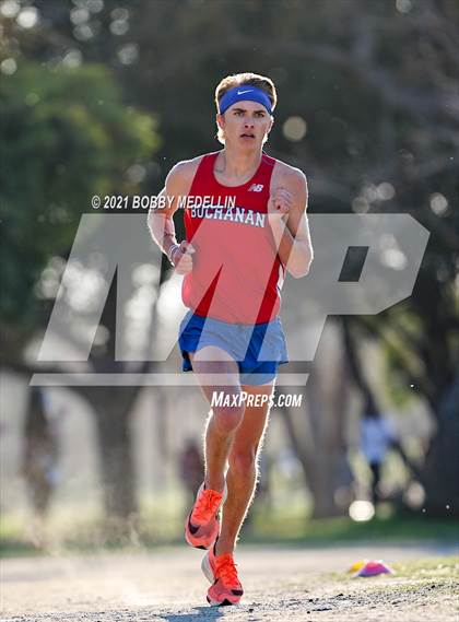 Thumbnail 2 in Buchanan vs Clovis West photogallery.