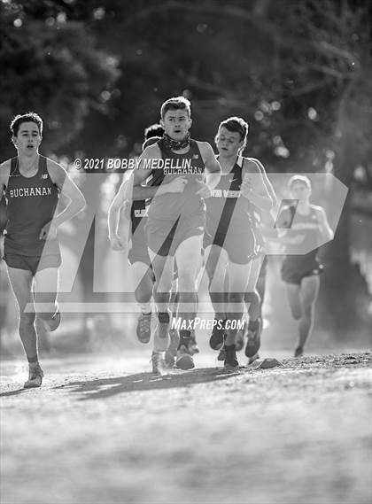 Thumbnail 3 in Buchanan vs Clovis West photogallery.