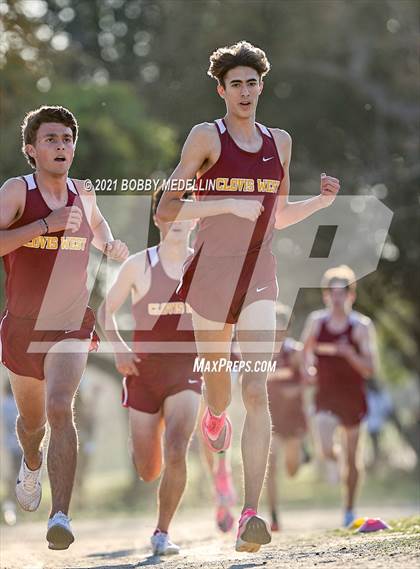 Thumbnail 3 in Buchanan vs Clovis West photogallery.