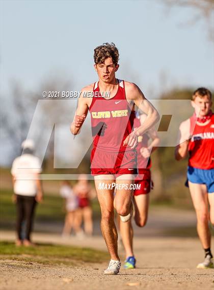 Thumbnail 3 in Buchanan vs Clovis West photogallery.