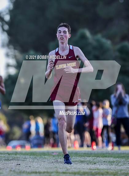 Thumbnail 1 in Buchanan vs Clovis West photogallery.