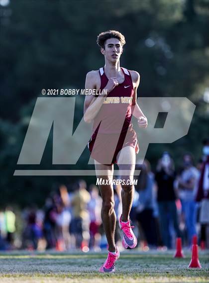Thumbnail 3 in Buchanan vs Clovis West photogallery.