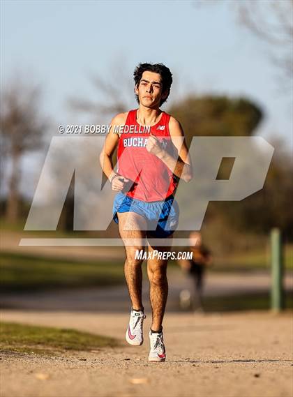 Thumbnail 2 in Buchanan vs Clovis West photogallery.