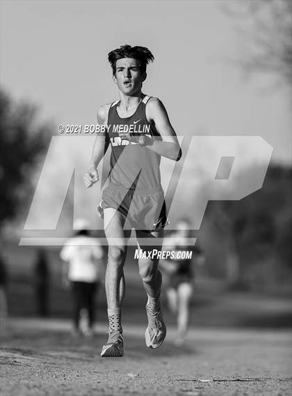 Thumbnail 2 in Buchanan vs Clovis West photogallery.
