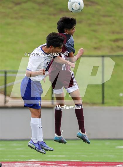 Thumbnail 2 in Palestine vs. Jacksonville (UIL 4A Region II Final) photogallery.