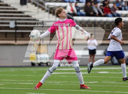 Thumbnail 2 in Palestine vs. Jacksonville (UIL 4A Region II Final) photogallery.