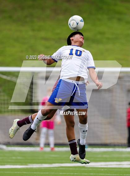 Thumbnail 2 in Palestine vs. Jacksonville (UIL 4A Region II Final) photogallery.