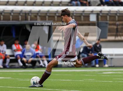 Thumbnail 2 in Palestine vs. Jacksonville (UIL 4A Region II Final) photogallery.