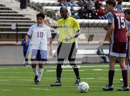 Thumbnail 2 in Palestine vs. Jacksonville (UIL 4A Region II Final) photogallery.