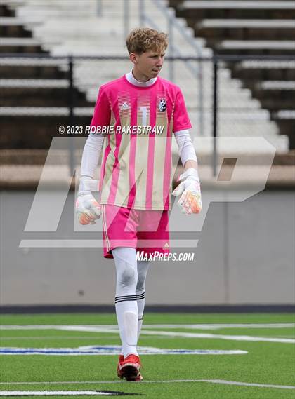 Thumbnail 2 in Palestine vs. Jacksonville (UIL 4A Region II Final) photogallery.
