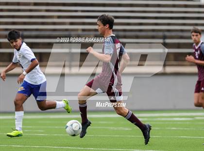 Thumbnail 2 in Palestine vs. Jacksonville (UIL 4A Region II Final) photogallery.