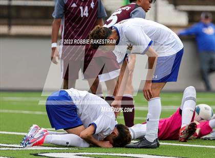 Thumbnail 2 in Palestine vs. Jacksonville (UIL 4A Region II Final) photogallery.