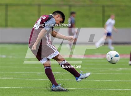 Thumbnail 3 in Palestine vs. Jacksonville (UIL 4A Region II Final) photogallery.