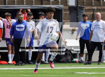 Thumbnail 2 in Palestine vs. Jacksonville (UIL 4A Region II Final) photogallery.