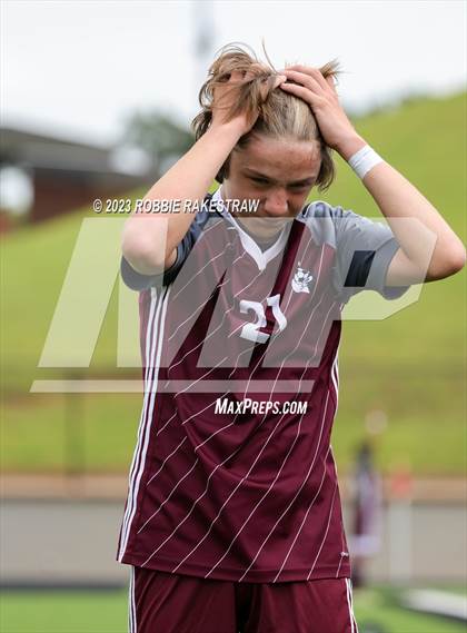 Thumbnail 1 in Palestine vs. Jacksonville (UIL 4A Region II Final) photogallery.