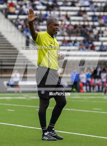 Thumbnail 2 in Palestine vs. Jacksonville (UIL 4A Region II Final) photogallery.