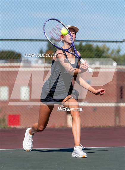 Thumbnail 1 in Frontier League Tournament photogallery.