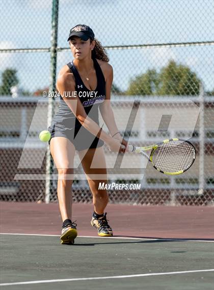 Thumbnail 1 in Frontier League Tournament photogallery.
