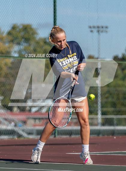 Thumbnail 1 in Frontier League Tournament photogallery.