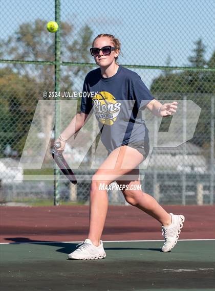 Thumbnail 2 in Frontier League Tournament photogallery.