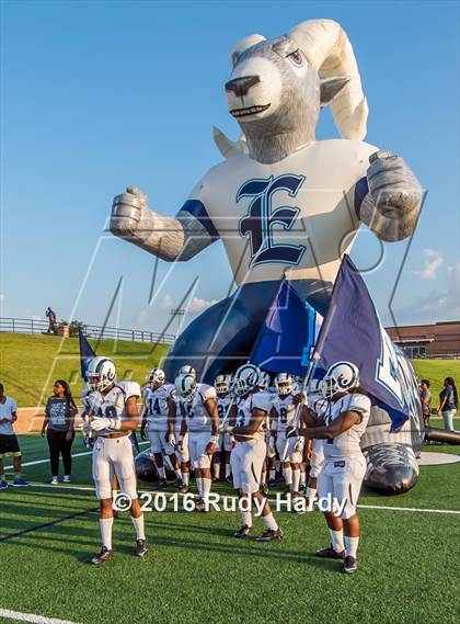 Thumbnail 3 in Alief Elsik @ Stratford photogallery.