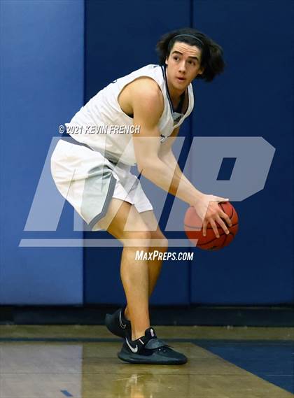 Thumbnail 3 in Willow Canyon vs Peoria (Sunnyslope Hoopsgiving Tournament) photogallery.
