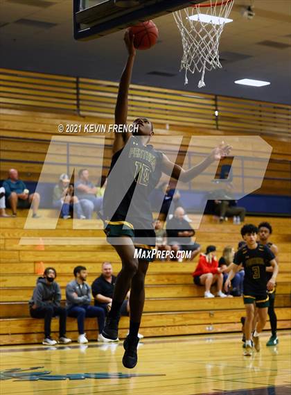 Thumbnail 1 in Willow Canyon vs Peoria (Sunnyslope Hoopsgiving Tournament) photogallery.