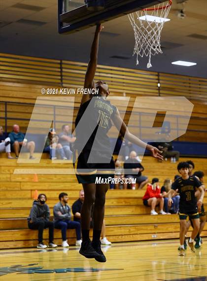 Thumbnail 2 in Willow Canyon vs Peoria (Sunnyslope Hoopsgiving Tournament) photogallery.