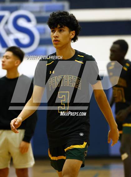 Thumbnail 3 in Willow Canyon vs Peoria (Sunnyslope Hoopsgiving Tournament) photogallery.