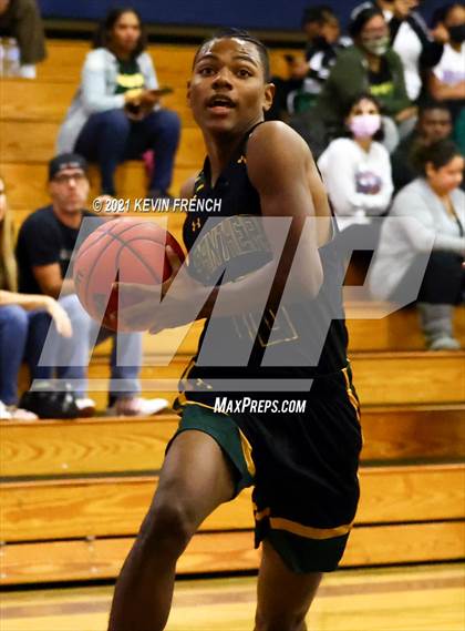 Thumbnail 2 in Willow Canyon vs Peoria (Sunnyslope Hoopsgiving Tournament) photogallery.