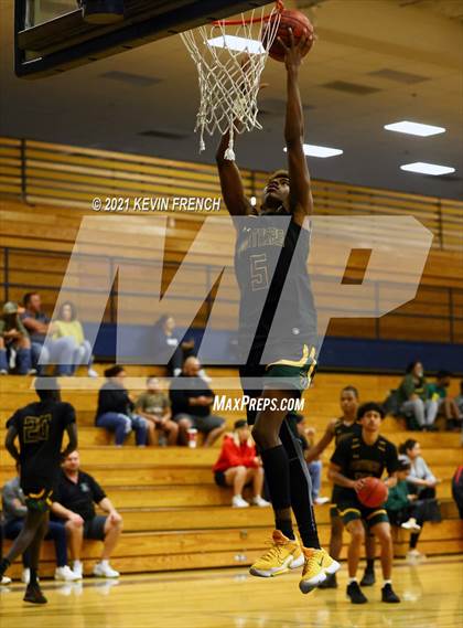 Thumbnail 1 in Willow Canyon vs Peoria (Sunnyslope Hoopsgiving Tournament) photogallery.