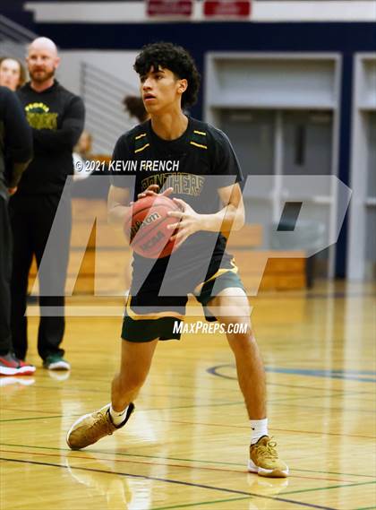 Thumbnail 2 in Willow Canyon vs Peoria (Sunnyslope Hoopsgiving Tournament) photogallery.