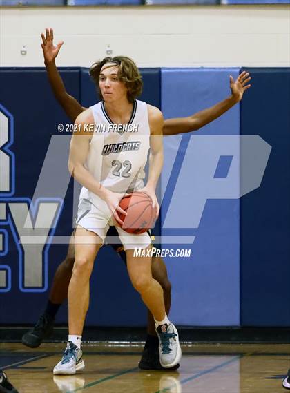 Thumbnail 3 in Willow Canyon vs Peoria (Sunnyslope Hoopsgiving Tournament) photogallery.