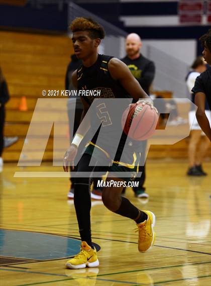 Thumbnail 1 in Willow Canyon vs Peoria (Sunnyslope Hoopsgiving Tournament) photogallery.