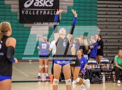 Thumbnail 1 in Branson vs. Redondo Union (Durango Fall Classic) photogallery.