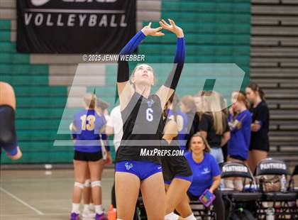 Thumbnail 2 in Branson vs. Redondo Union (Durango Fall Classic) photogallery.