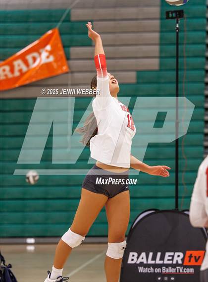 Thumbnail 2 in Branson vs. Redondo Union (Durango Fall Classic) photogallery.