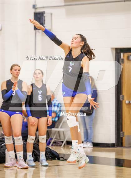 Thumbnail 2 in Branson vs. Redondo Union (Durango Fall Classic) photogallery.