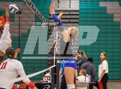 Thumbnail 3 in Branson vs. Redondo Union (Durango Fall Classic) photogallery.