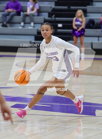 Thumbnail 2 in Greenwood vs. Fayetteville photogallery.