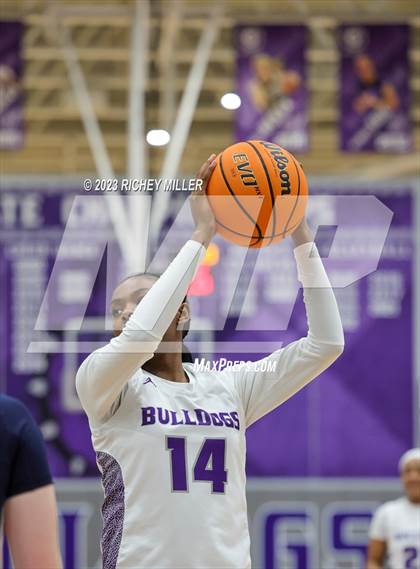 Thumbnail 1 in Greenwood vs. Fayetteville photogallery.